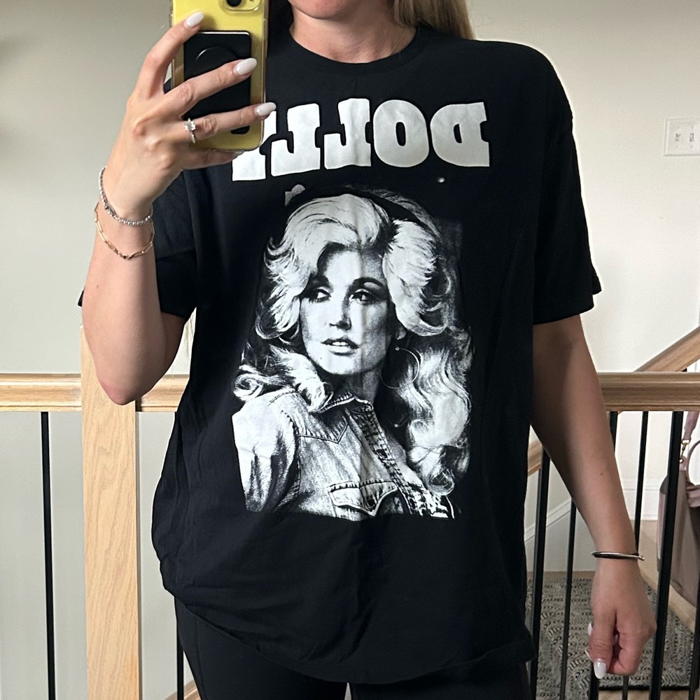 Graphic Short Sleeve Tee with White Portrait Print - Black